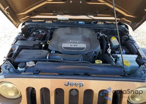 2015 Jeep Wrangler Unlimited Sport z USA, uszkodzony, nr VIN 1C4BJWDG7FL682740